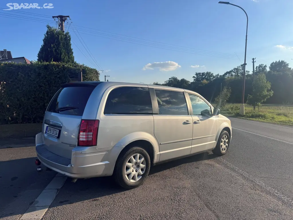 Chrysler Town Country 3,3 V6 RT 2009 odpočet DPH